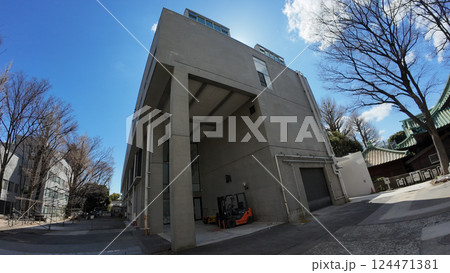 東京芸術大学　彫刻棟 124471381