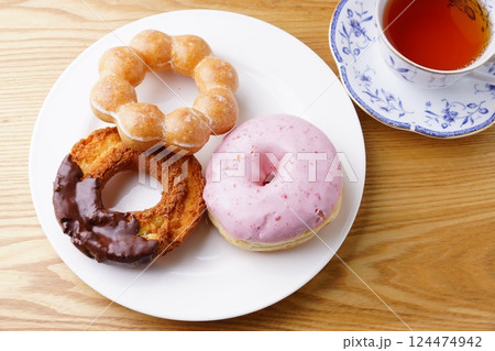 美味しいドーナツ 124474942