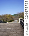 橋と参道 124475725