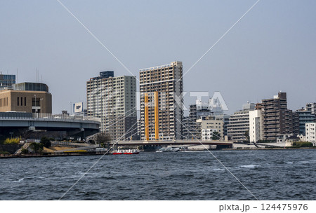 隅田川と晴海運河沿いの風景 124475976