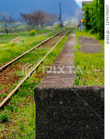 線路のある風景 124476047