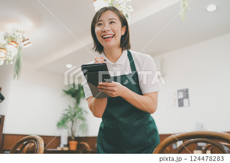 coffee shop coffee shop 124478283