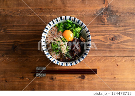 なめろうバーグ、菜の花と納豆の丼ぶり なめろうバーグ、菜の花と納豆の丼ぶり 124478713