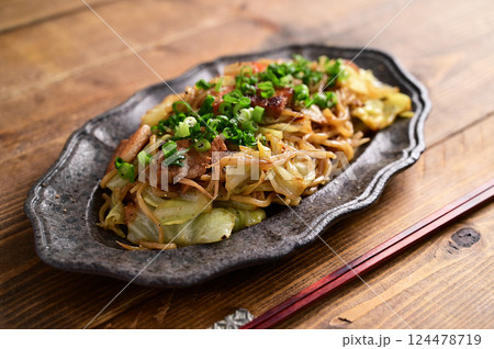 ネギ塩焼きそば 124478719