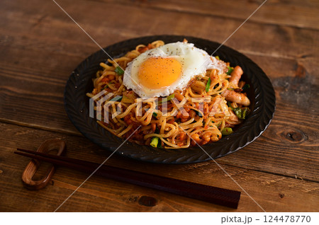 キムチ焼きそば 124478770