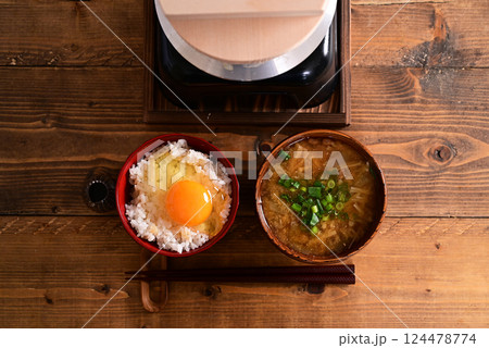卵かけご飯と納豆汁 卵かけご飯と納豆汁 124478774