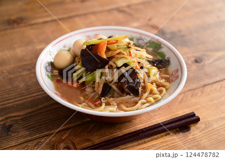 野菜炒め味噌ラーメン 124478782