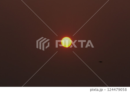 Sunset, view of sunset, silhouette, Circle of the Sun 124479058