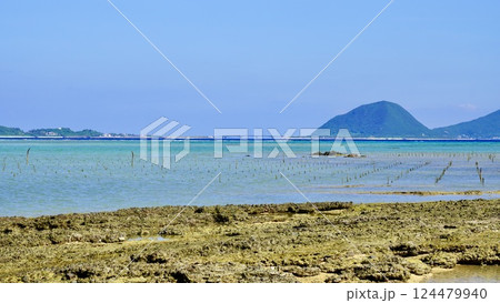 沖縄県伊是名島のガナハの浜 124479940