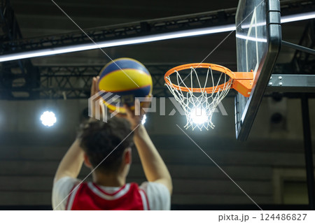 バスケットボール　スポーツ 124486827