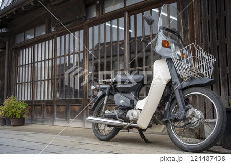 佐原の風景　千葉県香取市 124487438