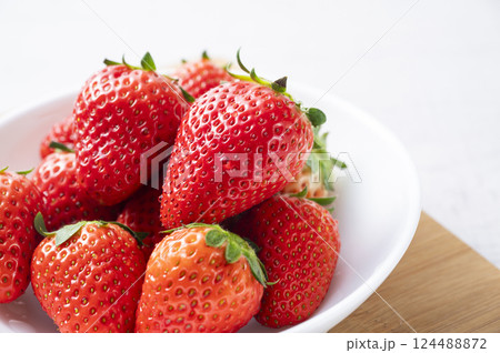 イチゴ　スカイベリー 124488872