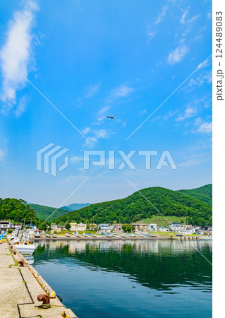 北海道羅臼の小さな漁港 まつのり 北海道羅臼の小さな漁港 まつのり 124489083