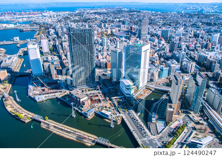 日本の横浜都市景観 横浜の街や桜木町駅などを望む=20日 日本の横浜都市景観 横浜の街や桜木町駅などを望む=20日 124490247