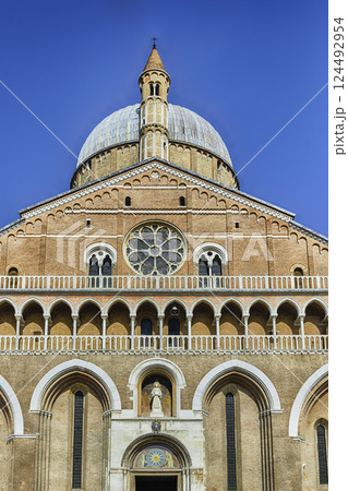 Facade of the Basilica of Saint Anthony in Padua, Italy Facade of the Basilica of Saint Anthony in Padua, Italy 124492954