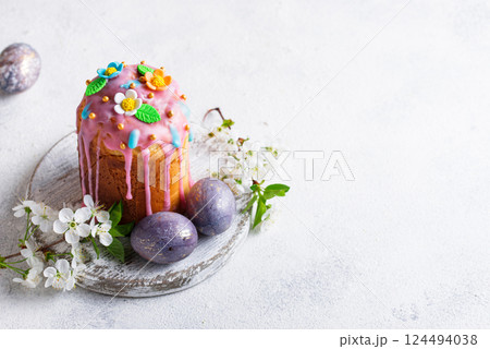 Traditional Easter cake with topping 124494038