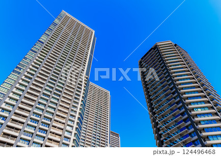 東京 中央区の都市風景 晴海埠頭のタワーマンション 東京 中央区の都市風景 晴海埠頭のタワーマンション 124496468