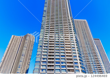 東京 中央区の都市風景 晴海埠頭のタワーマンション 東京 中央区の都市風景 晴海埠頭のタワーマンション 124496469