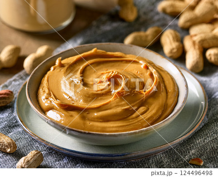 ピーナッツバター 124496498