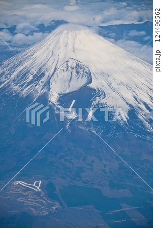 飛行機からの富士山 飛行機からの富士山 124496562