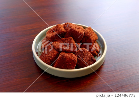 片栗粉で作ったチョコわらび餅 124496775