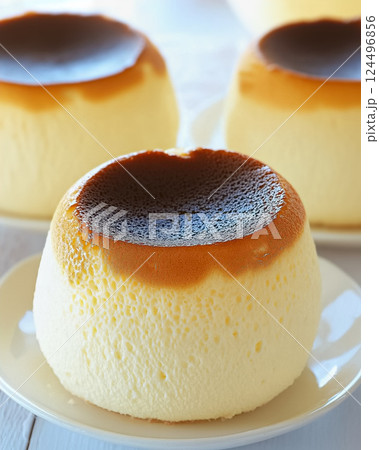 ふわふわのスフレチーズケーキ 124496856