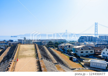 春の五色塚古墳　兵庫県神戸市 124498477