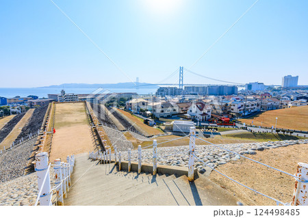 春の五色塚古墳 兵庫県神戸市 春の五色塚古墳 兵庫県神戸市 124498485