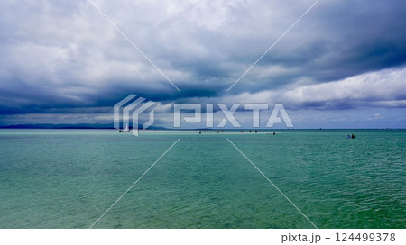 沖縄県竹富島のコンドイビーチ 124499378