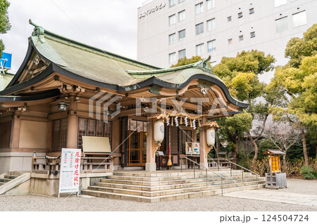 坐摩神社（いかすり神社）ざまさん（ざま神社）渡辺姓発祥地　住居守護の神、旅行安全の神　拝殿 124504724