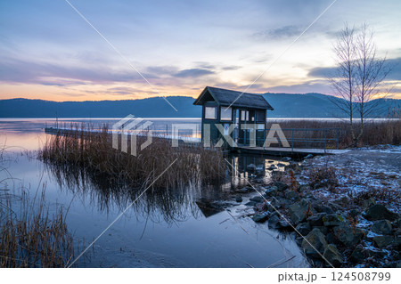 Laacher lake, Eifel, Rhineland-Palatinate, Germany 124508799