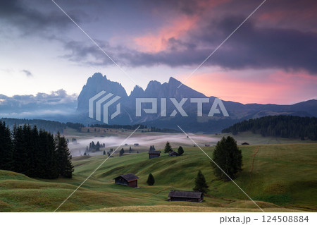 South Titol, Dolomite Alps, Italy, Europe South Titol, Dolomite Alps, Italy, Europe 124508884