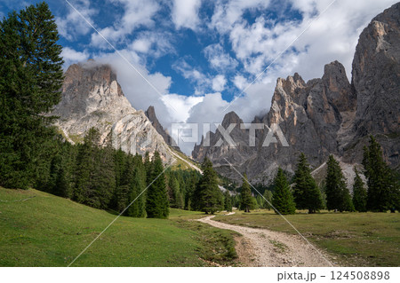 South Titol, Dolomite Alps, Italy, Europe 124508898
