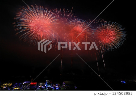 秋田県　大曲花火大会 124508983