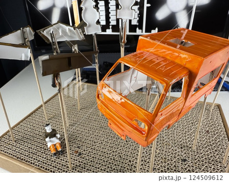 移動販売車のプラモデル作り 移動販売車のプラモデル作り 124509612