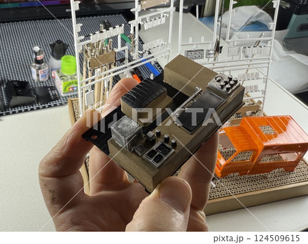移動販売車のプラモデル作り 移動販売車のプラモデル作り 124509615