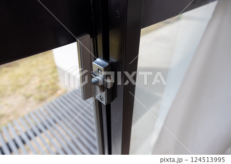 サッシ窓の錠（クレセント） 124513995