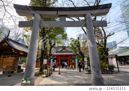 愛宕神社 社殿と鳥居　東京都港区 124515151