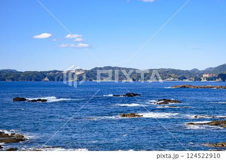 南伊豆の海と岩場の絶景 南伊豆の海と岩場の絶景 124522910