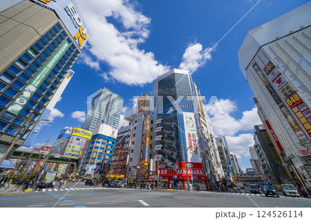 秋葉原電気街の風景 秋葉原電気街の風景 124526114