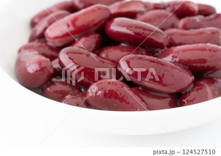 レッドキドニービーンズ(水煮)のクローズアップ レッドキドニービーンズ(水煮)のクローズアップ 124527510