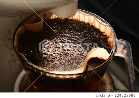 ドリップコーヒー ドリップコーヒー 124528698