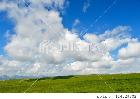 Photo of the mountains and valleys of Qilian Mountains, Qinghai Province, China Photo of the mountains and valleys of Qilian Mountains, Qinghai Province, China 124529582