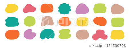 Organic shape liquid form set. Round organic blob curve bubble abstract shape frame. Doodle abstract liquid blob, wavy fluid different form. Soft round oval pattern background. Vector 124530708