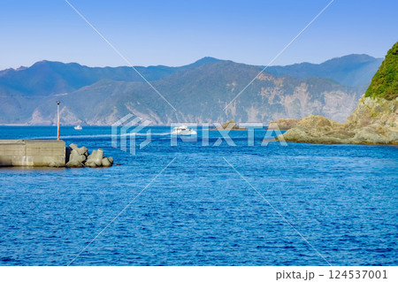 深島と連絡船 124537001