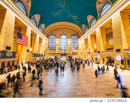 マンハッタンのターミナル駅　グランド・セントラル駅　※一部ソフトフォーカス 124538628