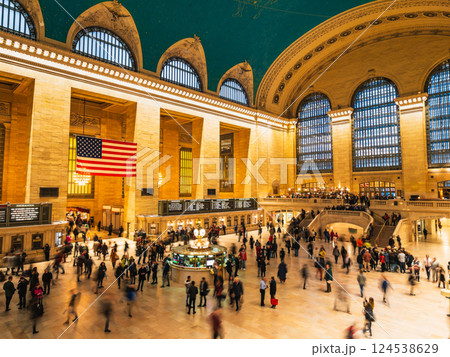 マンハッタンのターミナル駅　グランド・セントラル駅　※一部ソフトフォーカス 124538629
