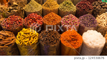 Colorful spices on the Arab souq spice market in medina 124538676