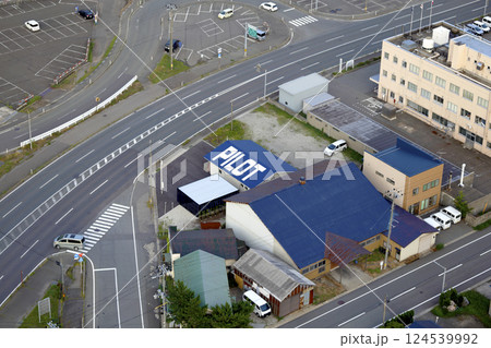 秋田ポートタワー（セリオン）展望台からの風景 港近くの街並み 124539992