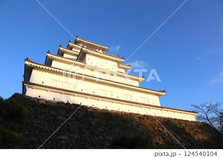 鶴ヶ城　会津若松　会津若松城　若松城本丸御　会津若松観光　天守閣　お城　福島県観光　若松城城址公園　 124540104